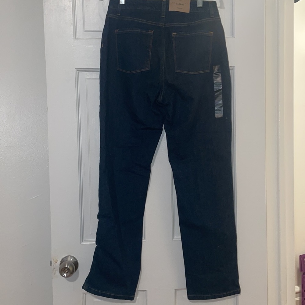 L.L Bean women jean classic fit - Picture 3 of 4